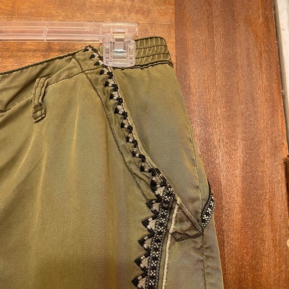 Anthropologie Womens Army Green Elastic Ankle Embroidered Pants - Picture 6 of 8